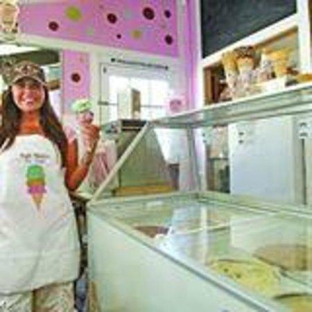 Susie Scoops Ice Cream & Frozen Yogurt
