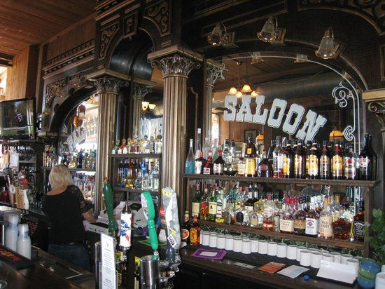 Palace Restaurant & Saloon
