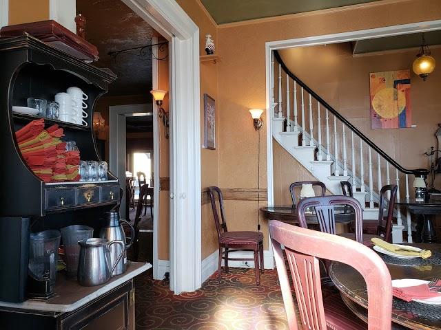 Cafe at Adele's