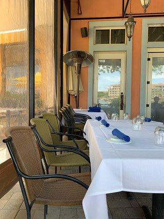 Mimi' and Coco' Bistro