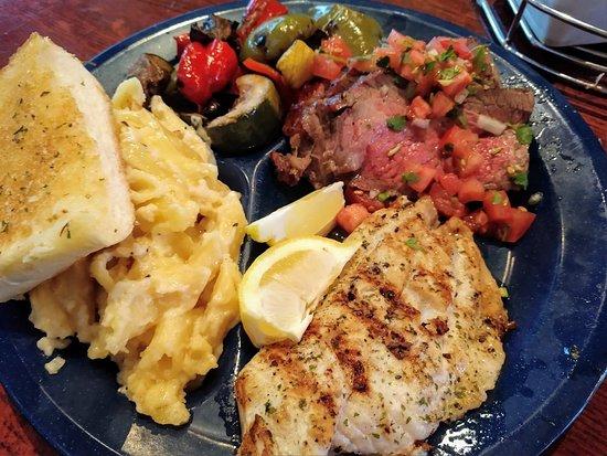 Gus' Open Pit BBQ