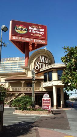 Club 7777 Bar and Restaurant