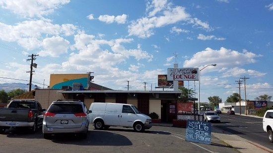 Momma Bears Lounge